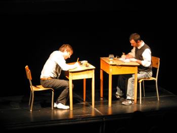 Martin Messier et Jacques Poulin-Denis interprètent Projet pupitre, Studio Hydro-Québec — Monument-National [Photo: Luc Beauchemin, Montréal (Québec), 10 décembre 2008]