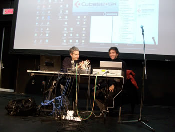 Christian Bouchard et [roux_se] en conférence au Conservatoire de musique de Montréal [Photo: Nicolas Bernier, Montréal (Québec), December 10, 2008]