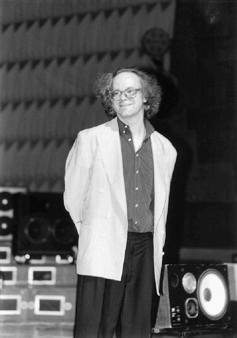 Michel Chion pour la création de Gloria au Grand Auditorium, Maison de Radio France [Paris (France), 6 juin 1994]