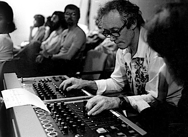 Francis Dhomont en concert, Festival Musiques multiples [Photo: Marc Venet, Saint-Rémy-de-Provence (Bouches-du-Rhône, France), 1978]