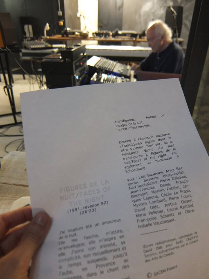 Page du programme; Francis Dhomont à la console en arrière-plan [Photo: (Phonurgia), Arles (Bouches-du-Rhône, France), 1 août 2016]