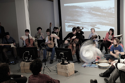Ensemble de musique improvisée de Québec (EMIQ) [Photograph: Carol-Ann Belzil-Normand, La chambre blanche, 2018]