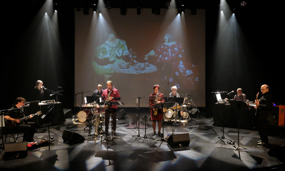Ensemble SuperMusique (ESM) / Concert, Amphithéâtre – Le Gesù, Montréal (Québec) [Photograph: Céline Côté, Montréal (Québec), October 1, 2020]
