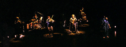 Acte 1: Nemo Vemba, Pierre Tanguay, Normand Guilbeault, Guido Del Fabro, Jean Derome, Daniel Soulières (danseur) et Pierre Hébert (images vidéo) [Photograph: Céline Côté, Montréal (Québec), March 16, 2006]