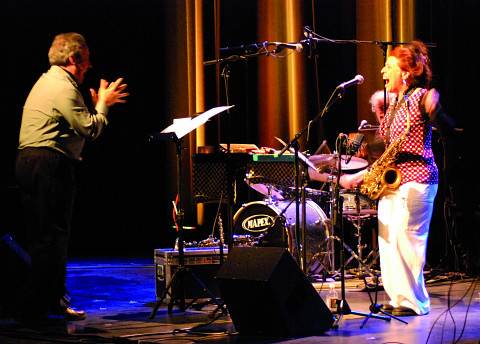 Ensemble SuperMusique (ESM) in concert at the Festival des musiques de création (FMC) (Jean Derome; Danielle Palardy Roger; Joane Hétu) [Photograph: Jonathan , Jonquière (Québec), May 18, 2013]