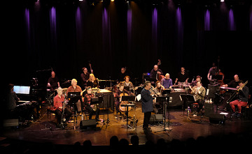 Ensemble SuperMusique (ESM), under the direction of Jean Derome, plays Résistances [Photo: Céline Côté, Montréal (Québec), March 16, 2017]