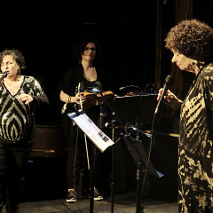 Ayelet Rose Gottlieb, Meredith Bates, Jay Clayton / Concert, La Sala Rossa, Montréal (Québec) [Photograph: Céline Côté, Montréal (Québec), June 12, 2022]