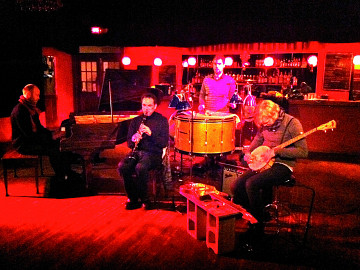 In concert at Montréal, left to right: Christian Wallumrød, Xavier Charles, Ingar Zach, Ivar Grydeland [Montréal (Québec), December 12, 2010]