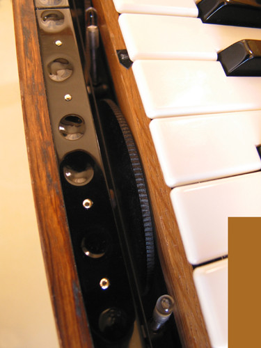 Ondes Martenot, 1976 (7th generation since 1928; 1st generation with transistors); Suzanne Binet-Audet’s instrument. 5/38 [Photo: Luc Beauchemin, Boucherville (Québec), April 2005]
