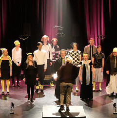 Chorale Joker / Joane Hétu: Chorale Joker — Les lucioles, Amphithéâtre – Le Gesù, Montréal (Québec) [Photograph: Céline Côté, Montréal (Québec), March 5, 2020]