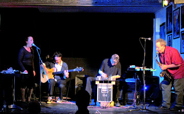 Joane Hétu, Alexandre St-Onge, Thomas Lehn, Jean Derome, in concert in Montréal [Photo: Céline Côté, Montréal (Québec), April 17, 2012]