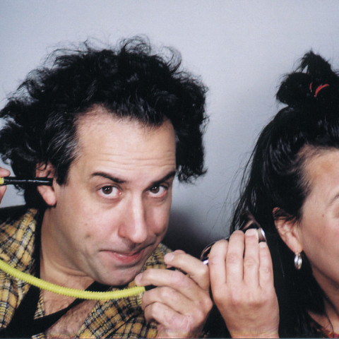 Nous perçons les oreilles / Also pictured: Jean Derome, Joane Hétu