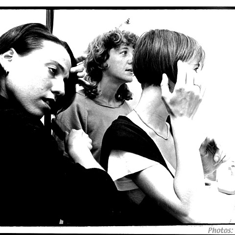 Les Poules (Joane Hétu, Danielle Palardy Roger, Diane Labrosse) [Photo: Suzanne Girard, 1986]