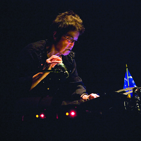 Hélène Prévost in concert in Quebec City [Photograph: Idra Labrie, Quebec City (Québec), October 2008]