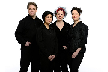 Bozzini Quartet / Also pictured: Clemens Merkel, Alissa Cheung, Isabelle Bozzini, Stéphanie Bozzini [Photo: Michael Slobodian]