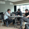 Composer’s Kitchen 2012 avec Christopher Fox, John Lely et Isaiah Ceccarelli [Photo: Caroline de la Motte, avril 2012]