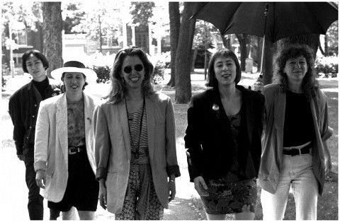 Tenko; Joane Hétu; Zeena Parkins; Diane Labrosse; Danielle Palardy Roger [Photo: Jacques Leduc, Montréal (Québec), novembre 1990]