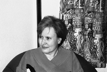 Annette Vande Gorne [Photo: Marie-Jeanne Wyckmans, Ohain (Belgium), November 1995]
