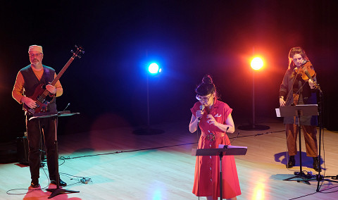 Nicolas Caloia, Maya Kuroki, Jennifer Thiessen / Concert [Photograph: Céline Côté, Montréal (Québec), February 8, 2021]